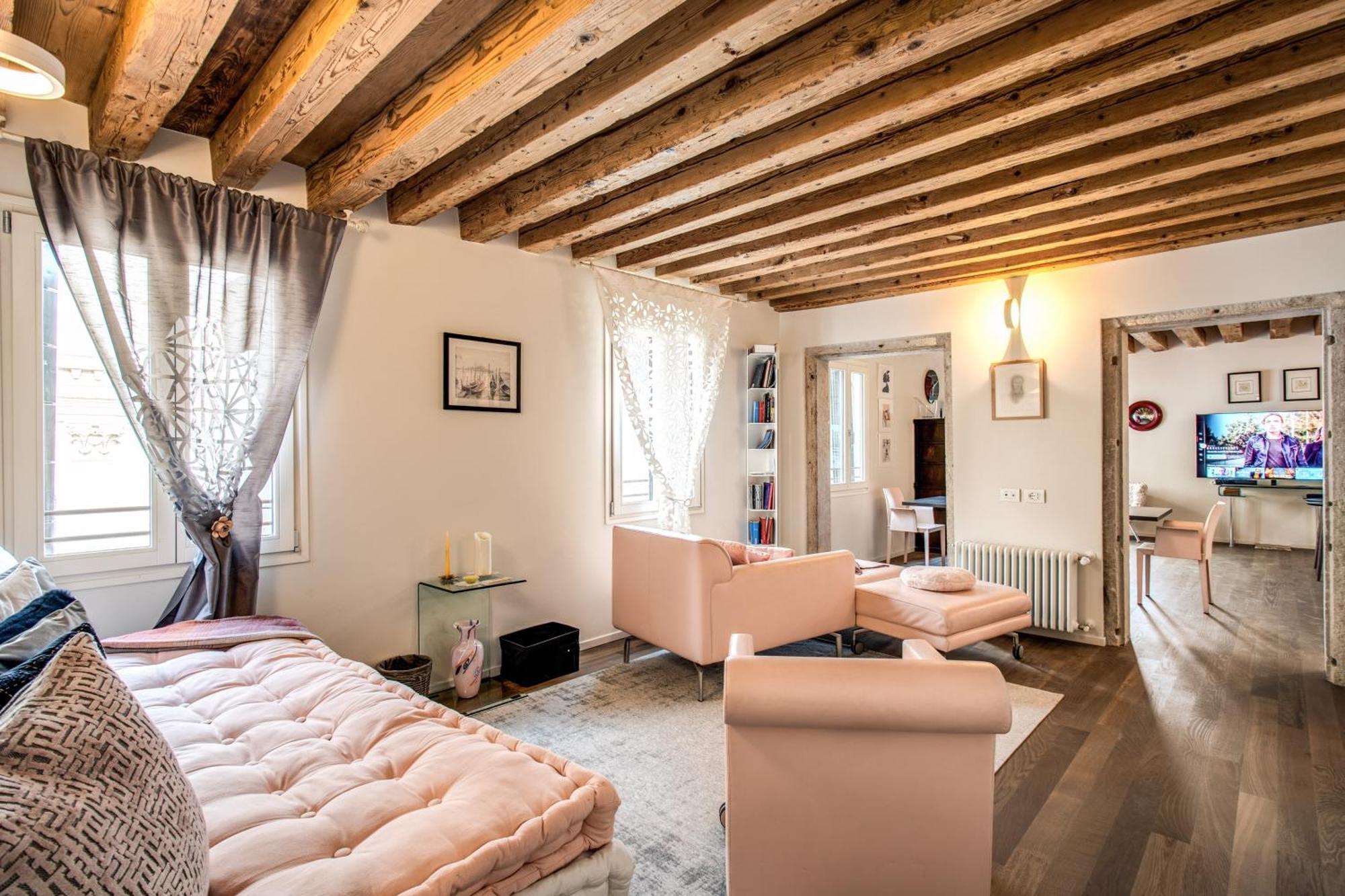 Ospizio Delle Donzelle Apartment Venice Exterior photo